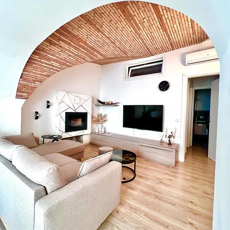 L'Arco Sul Lago • Gold Apartment Castro  Екстериор снимка