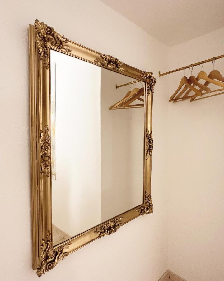 L'Arco Sul Lago • Gold Apartment Castro  Екстериор снимка
