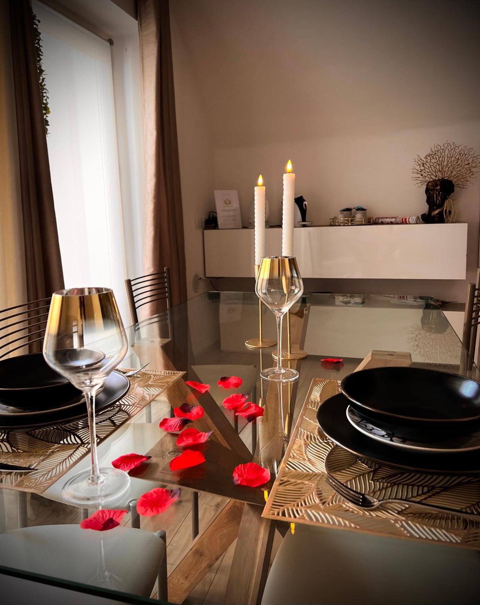 L'Arco Sul Lago • Gold Apartment Castro  Екстериор снимка