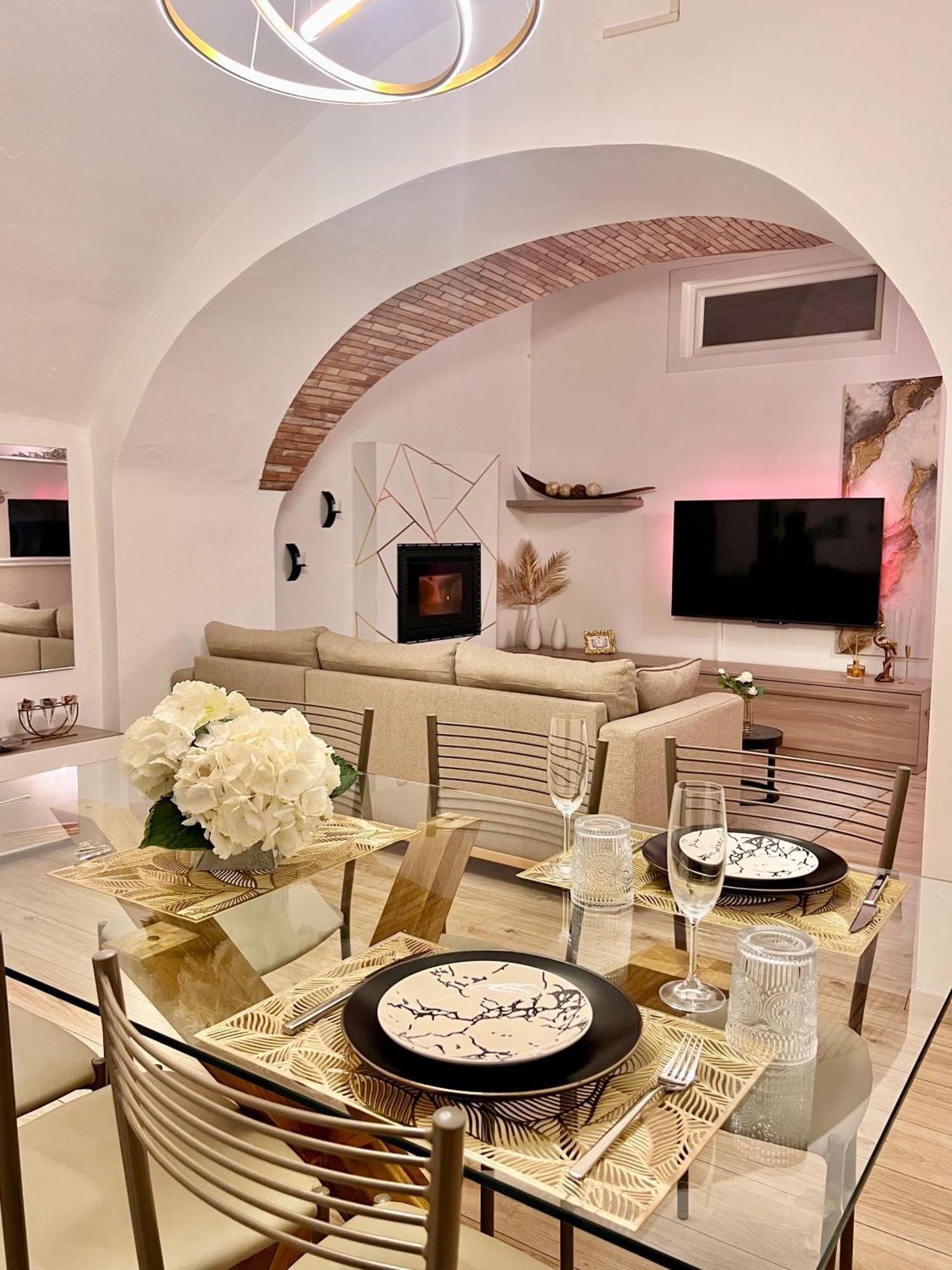L'Arco Sul Lago • Gold Apartment Castro  Екстериор снимка
