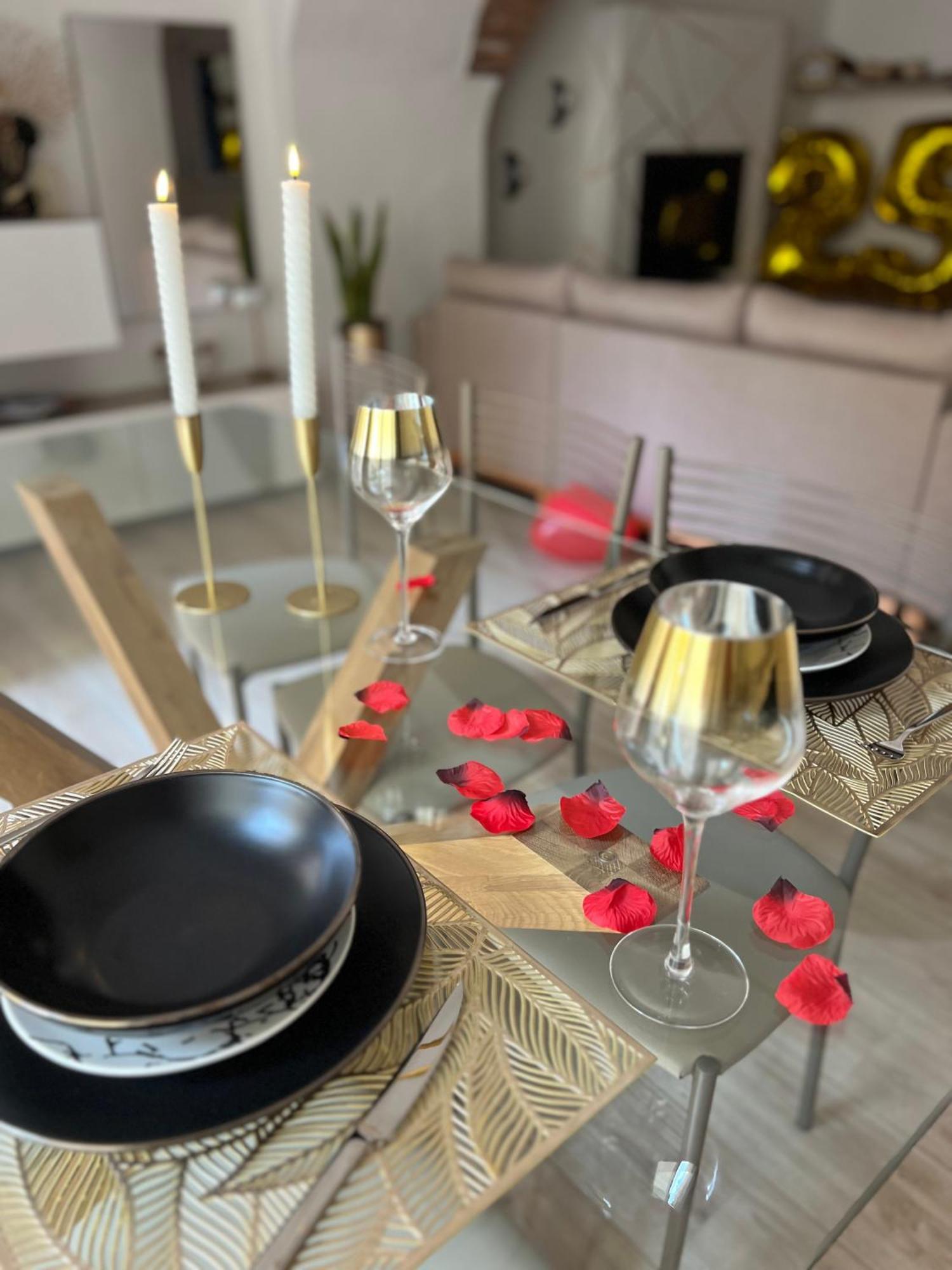 L'Arco Sul Lago • Gold Apartment Castro  Екстериор снимка