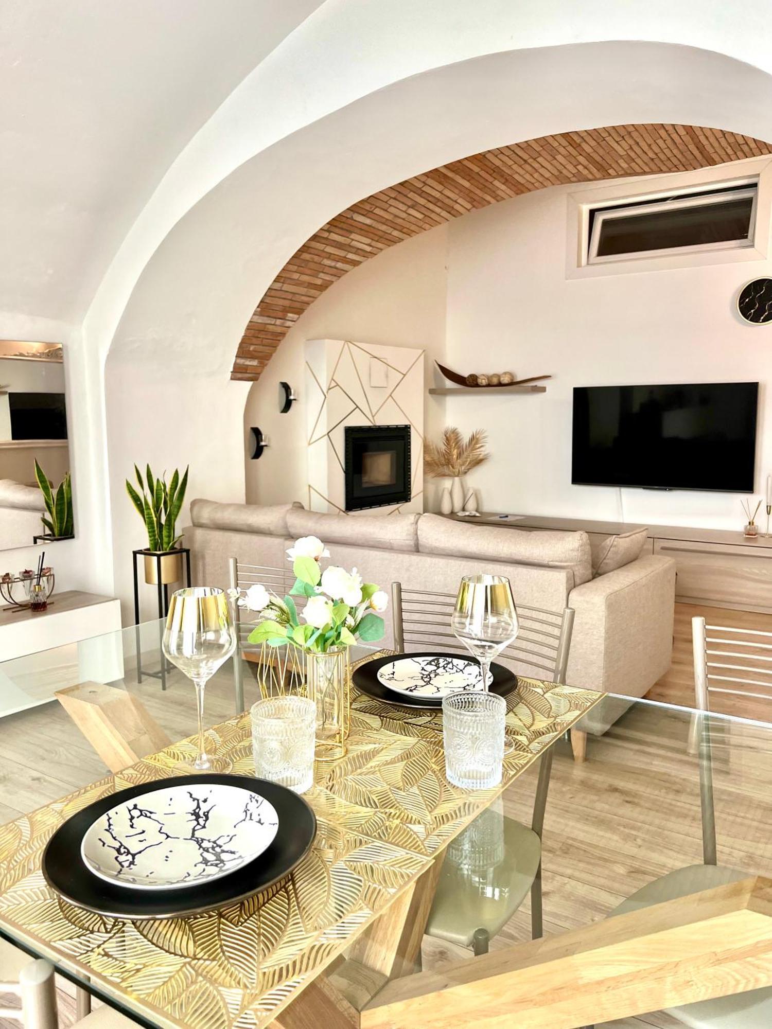 L'Arco Sul Lago • Gold Apartment Castro  Екстериор снимка